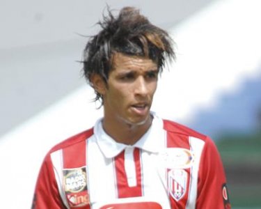 المهدي النملي في لائحة المغرب التطواني الإفريقية