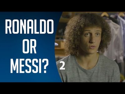 بالفيديو: نجوم الدوري الممتاز يختارون من الافضل ـ ميسي ام رونالدو؟!