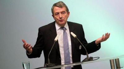 فضائح الفيفا: نايرسباخ لا يستبعد تأجيل الانتخابات ولكن  لفترة محدودة جدا 