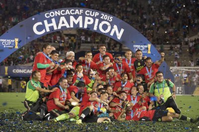 المكسيك تتأهل الى كأس القارات على حساب الولايات المتحدة