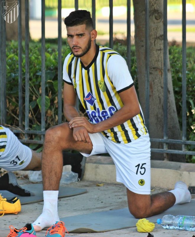 بلعروسي يقترب من  تمديد عقده مع  المغرب الفاسي