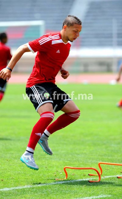 بنجلون جاهز لمباراة ليبيا