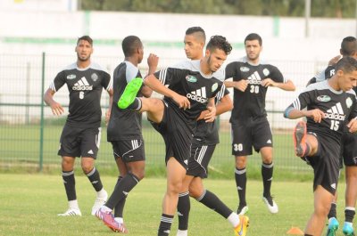 كيف تعامل النسور الخضر مع توقف البطولة