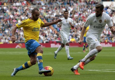 الزهر يتألق أمام الريال