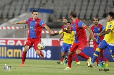 فضال وفجر عناق عادل