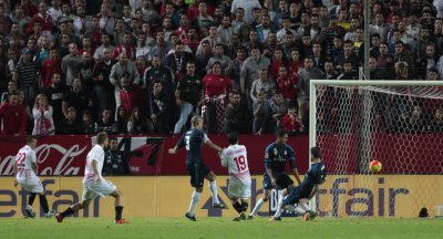 ريال مدريد المتعثر هجوميا بحاجة لرد سريع قبل مواجهة برشلونة