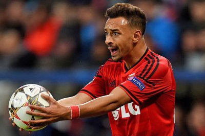 كريم بلعربي .. أقوى المرشحين لحل معضلة مدرب مانشستر يونايتد