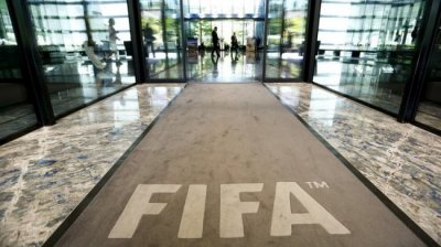 لجنة القيم في الفيفا تحسم مصير بلاتر وبلاتيني في دجنبر