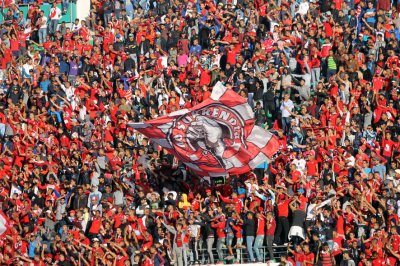 12000 متفرج تابعوا قمة اليوم