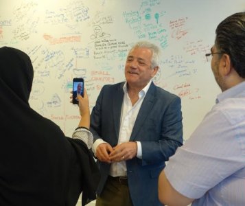 الأسطورة كيفن كيغان: قطر تتطور بسرعة والملاعب أبهرتني