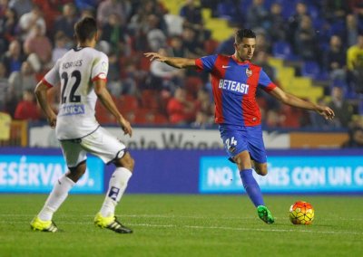 فضال هوى مجددا في قعر الليغا