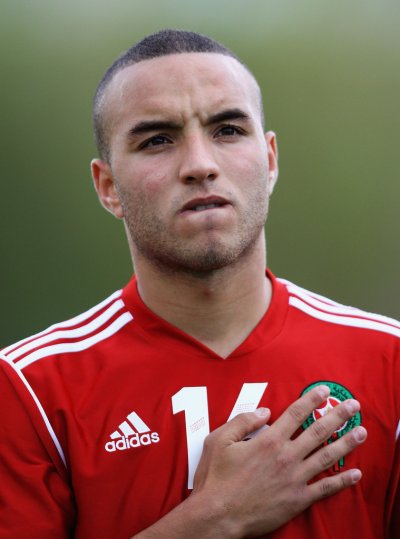 إلياس بلحساني ينتظر الزاكي و هذا برنامجه