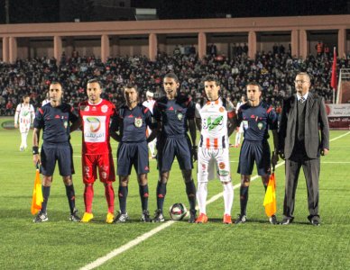 سمير الكزاز يدير قمة الوداد والكوكب