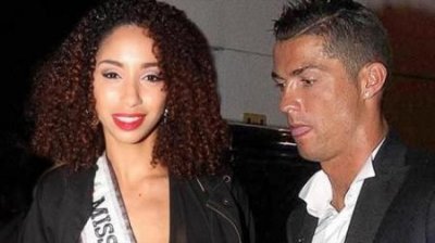 بعد سهرة خاصة ..هل وجد رونالدو صديقته الجديدة؟