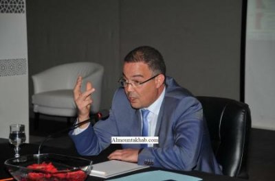 رئيس الجامعة يجتمع باللجنة المركزية التحكيم