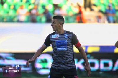 اسامة الغريب:  سنلعب أمام النادي القنيطري من اجل الفوز