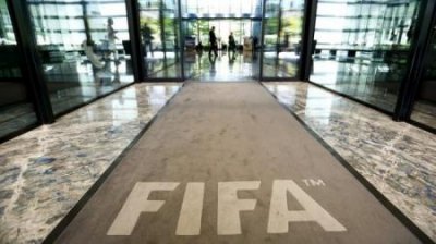 المحكمة الرياضية تؤيد قرار منع بيليتي من خوض انتخابات الفيفا