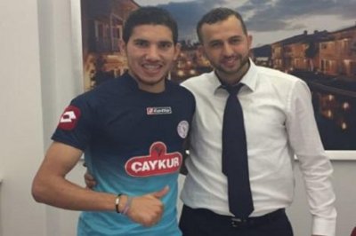 سعدان يستمتع بالرسمية