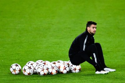 باستوري يكذب شائعات تفاقم إصابته