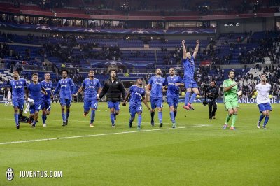 بنعطية يشكر هذا الرجل وأليغري يتحدث عنه