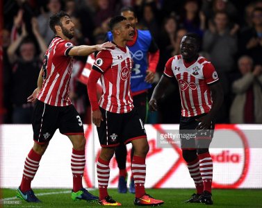 بوفال عذب القطط وجلدهم بلا رحمة