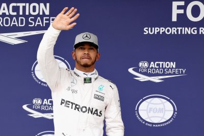 جائزة البرازيل الكبرى: هاميلتون يؤجل الحسم الى الجولة الاخيرة بعد سباق مجنون