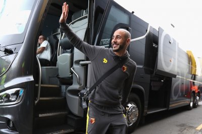 أمرابط المقاتل أفضل لاعب بواتفورد