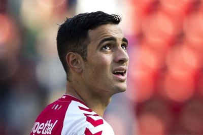 سفيان أمرابط يسير على خطى شقيقه