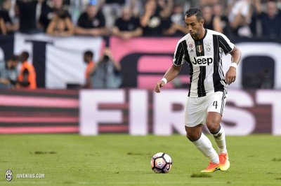 بنعطية أسير كرسي البدلاء في الديربي