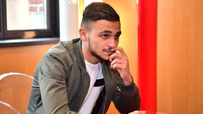 بالصورة..بوفال يفوز بجائزة أفضل لاعب افريقي