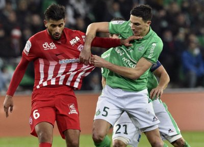 آيت بناصر في كامل الجاهزية وطنان مصاب