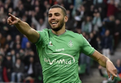 سانت إتيان يتشبت بطنان ويحبط الإنجليز