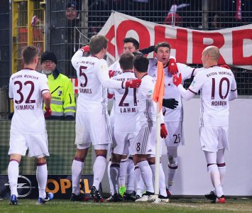 البطولة الألمانية: ليفاندوفسكي ينقذ بايرن ميونيخ من فخ فرايبورغ