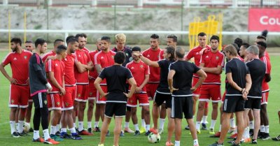 هنا بورجونتي: الأسود يقيمون بفندق جيد في أرقى حي