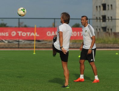 هنا بورجونتي: رونار فطن لهذا الأمر وبعثر أوراق المتربصين