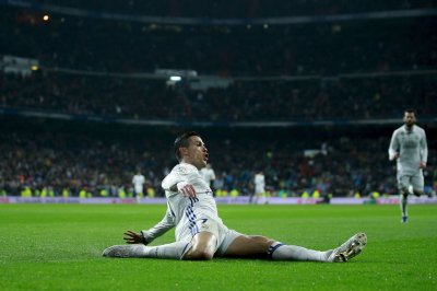 كاسياس: صافرات على رونالدو؟ هذا جنون