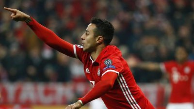 بايرن يسحق أرسنال بخماسية ويمدد رقما قياسيا بعصبة الأبطال