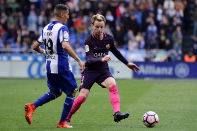 فيصل فجر  المنتخب : تألقي أمام برشلونة وراءه أسرار