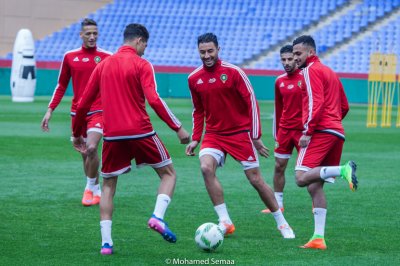 الأسود يواصلون تحضيراتهم لنزال نسور قرطاج