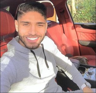 لزعر يستمتع بوقته ويتجاهل بينيتز