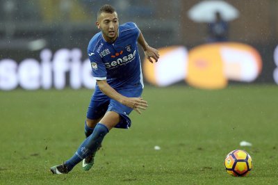 القادوري .. هدف جديد ويصفق وحيدا