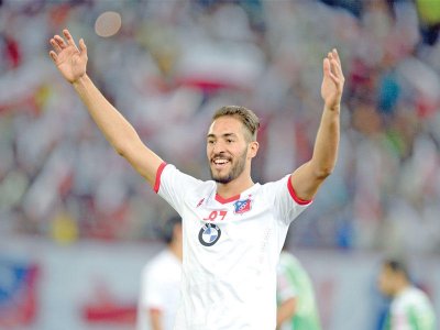 الصالحي يضرب بقوة بالامارات