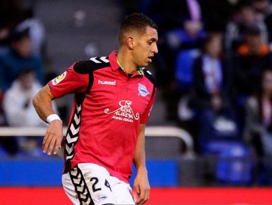 زهير فضال ل المنتخب  : من الصعب إيقاف ميسي وبرشلونة