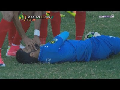 إصابة خطيرة لحارس اتحاد الجزائر في مباراة كابس يونايتد | عصبة الأبطال