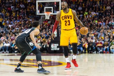 ليبرون جيمس سئم من المقارنات مع مايكل جوردان