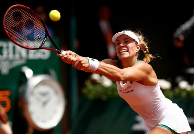 رولان غاروس: خروج كيربر من الدور الأول