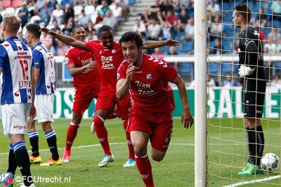 ياسين أيوب يخلق المفاجئة