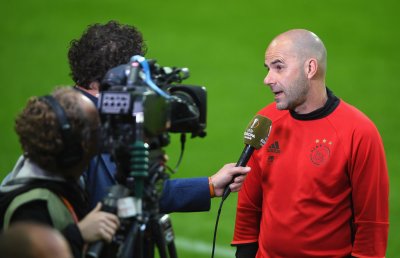 دورتموند يعين بوس مدرب أياكس خلفا لتوخيل