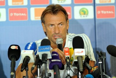 رونار ل المنتخب عن قضية زياش: في إفريقيا من السهل شراء الناس