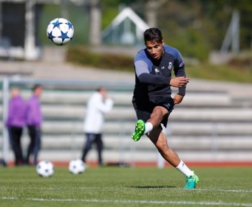 حاكيمي يطير إلى الولايات المتحدة الأمريكية